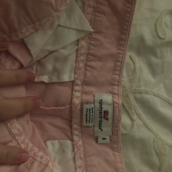 Vineyard vines Shorts - Picture 2 of 3